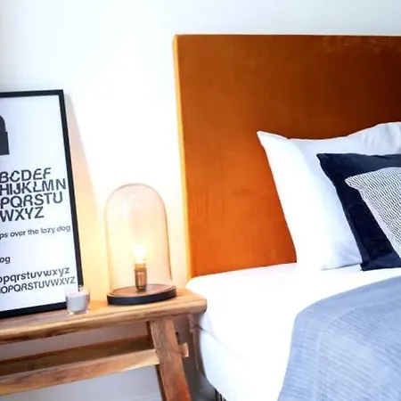 Stylish Invalidovna Apartment With Free Parking Сasa de vacaciones