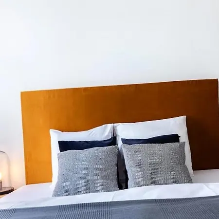 Stylish Invalidovna Apartment With Free Parking Сasa de vacaciones
