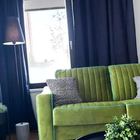 Stylish Invalidovna Apartment With Free Parking *